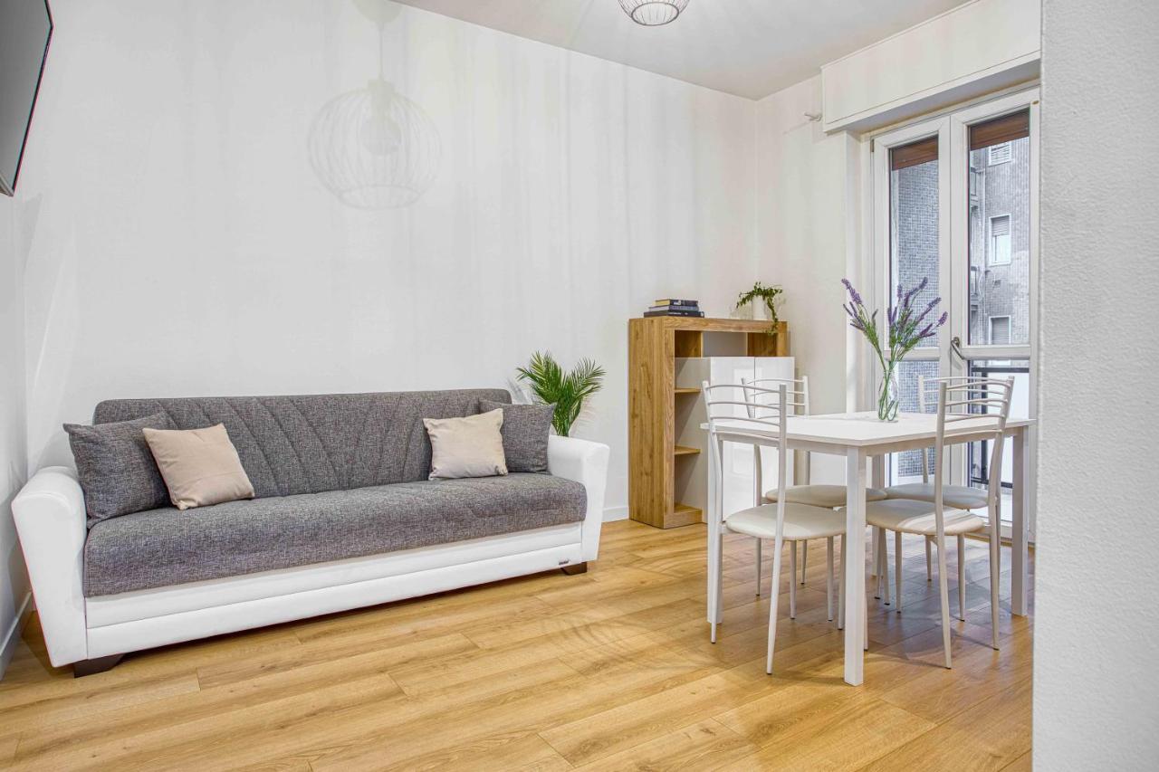 Апартаменты Joivy Warm And Inviting Flat With Balcony Милан Экстерьер фото