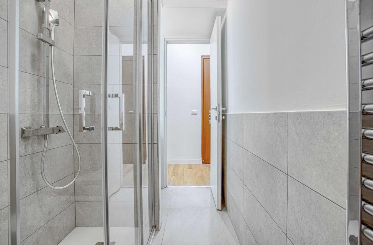 Апартаменты Joivy Warm And Inviting Flat With Balcony Милан Экстерьер фото